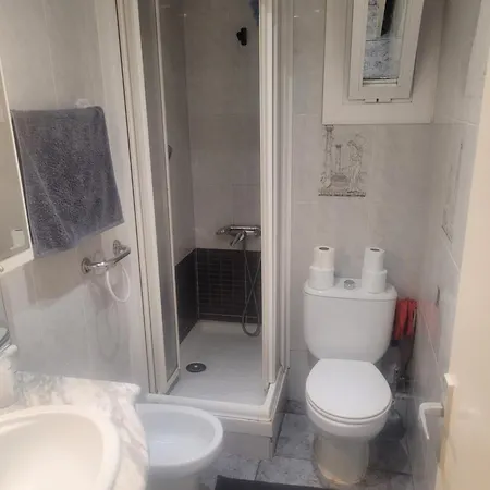 Piso Para Compartir Privatunterkunft Santa Coloma de Gramanet