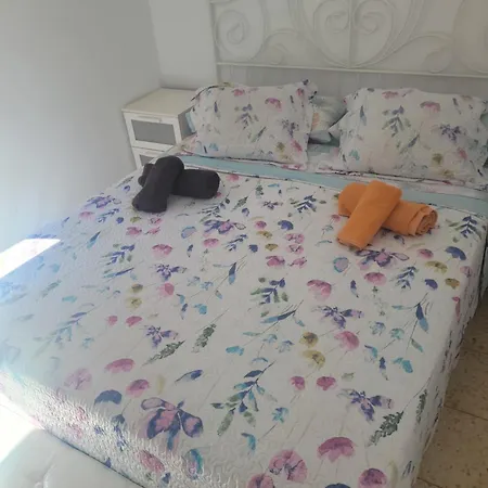 Piso Para Compartir *